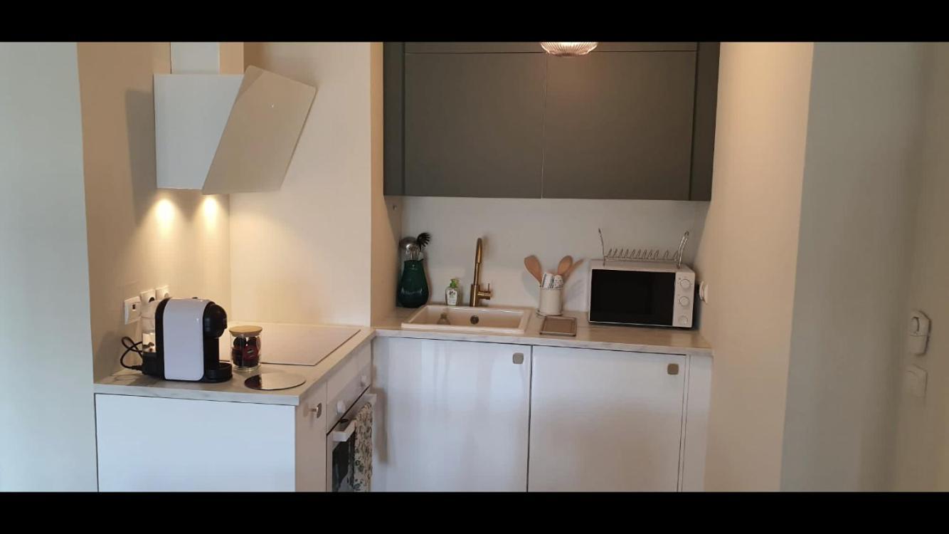 Beautiful Apartment Design Next To The Sea อองทีบส์ ภายนอก รูปภาพ
